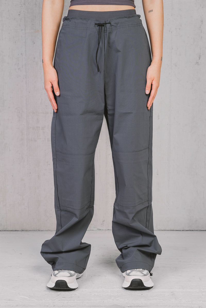 002 Cargos - Onyx