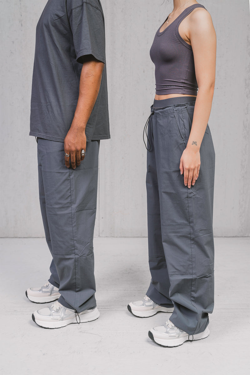 002 Cargos - Onyx